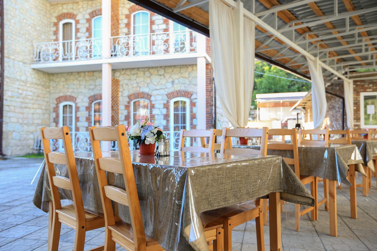 Hotel Nikopoli On Vodopadnaya 21А New Athos Buitenkant foto